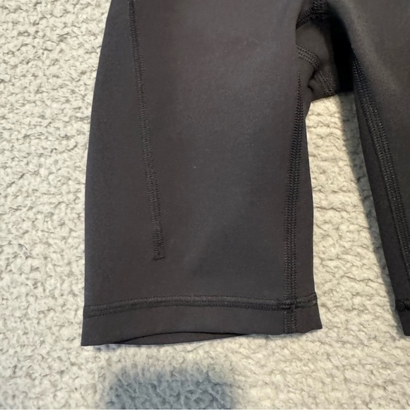 Lululemon Wunder Train High-Rise Short 8” Black Sz 0 Legging Comfort Athleisure - Picture 3 of 11
